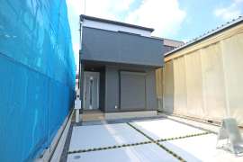 名古屋市千種区萱場2丁目 一戸建て