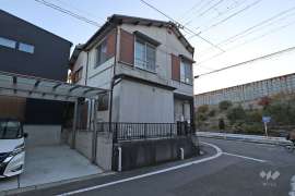 尾張旭市西山町2丁目 一戸建て