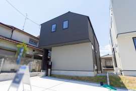 高槻市日吉台三番町 一戸建て