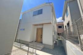 川西市新田3丁目 一戸建て