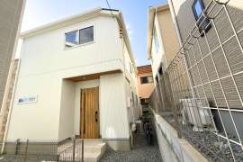 川西市新田3丁目 一戸建て