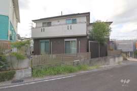 瀬戸市北みずの坂3丁目 一戸建て