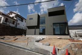 宝塚市宝松苑 一戸建て