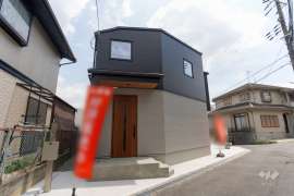 高槻市日吉台四番町 一戸建て