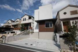 箕面市桜ケ丘3丁目 一戸建て