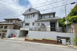 川西市けやき坂3丁目 一戸建て