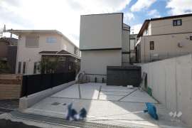 神戸市東灘区西岡本4丁目 一戸建て