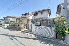 川西市けやき坂2丁目 一戸建て