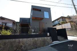 神戸市東灘区渦森台4丁目 一戸建て