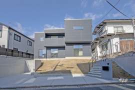 川西市緑台3丁目 一戸建て