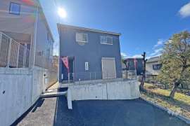 川西市錦松台 一戸建て