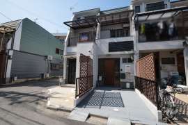 宝塚市安倉西4丁目 テラスハウス