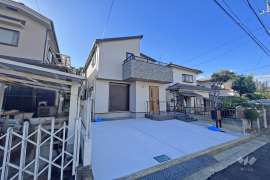 川西市清和台西2丁目 一戸建て