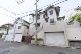 高槻市南平台5丁目 一戸建て