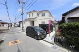 名古屋市守山区大字中志段味字曲畷 一戸建て