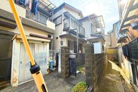 川西市南花屋敷2丁目 テラスハウス