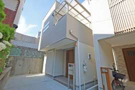 吹田市千里丘中 一戸建て