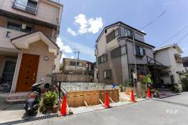 高槻市栄町2丁目 一戸建て