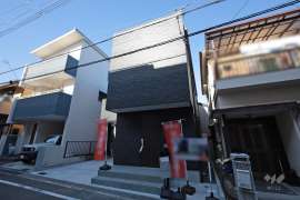 箕面市瀬川4丁目 一戸建て