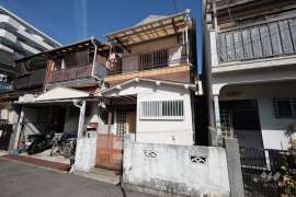 宝塚市亀井町 テラスハウス