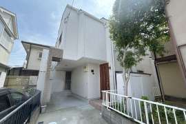 宝塚市今里町 一戸建て