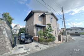 川西市美山台1丁目 一戸建て