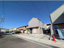 伊丹市荻野8丁目 一戸建て