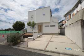 宝塚市山手台東5丁目 一戸建て