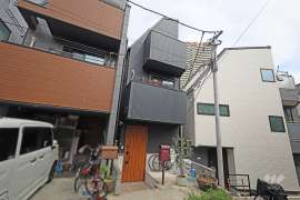 新宿区住吉町 一戸建て