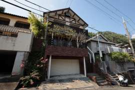 宝塚市宝松苑 一戸建て