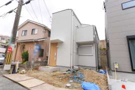 高槻市日吉台三番町 一戸建て