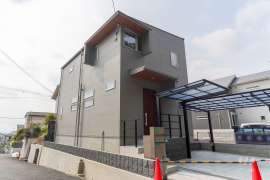 高槻市安岡寺町5丁目 一戸建て