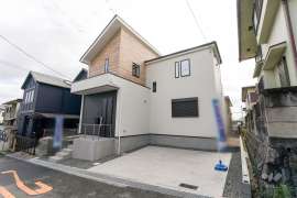 高槻市南平台1丁目 一戸建て