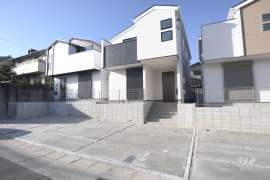 名古屋市緑区鳴丘3丁目 一戸建て