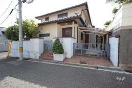 宝塚市中山五月台5丁目 一戸建て