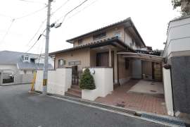 宝塚市中山五月台5丁目 一戸建て