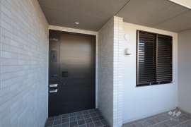 ディアエスタミオ西岡本