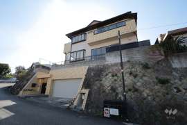 宝塚市月見山2丁目 一戸建て