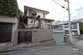 宝塚市山本台2丁目 一戸建て