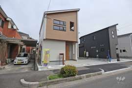 春日井市西高山町2丁目 一戸建て