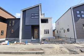 春日井市西高山町2丁目 一戸建て