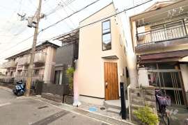 川西市南花屋敷1丁目 一戸建て