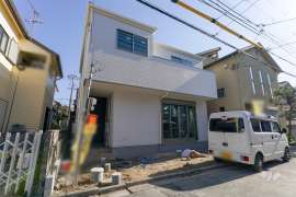 高槻市深沢町1丁目 一戸建て