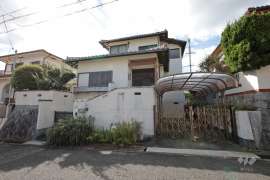 宝塚市中山五月台2丁目 一戸建て