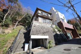 箕面市箕面2丁目 一戸建て