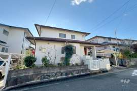 川辺郡猪名川町若葉2丁目 一戸建て