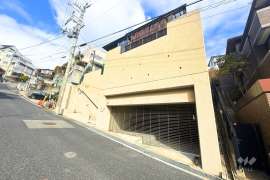 宝塚市雲雀丘山手1丁目 一戸建て