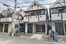 尼崎市東本町4丁目 一戸建て