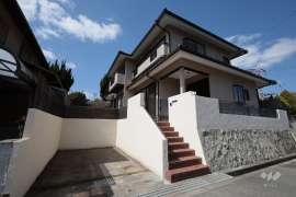 宝塚市逆瀬台5丁目 一戸建て