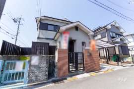 高槻市大冠町3丁目 一戸建て